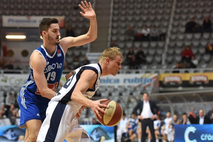 Kovačević sa zvukom sirene donio pobjedu Zadru protiv Cibone