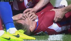 VIDEO: Teška ozljeda Fernanda Torresa zasjenila remi Deportiva i Atletica