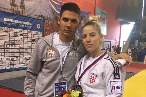 Tena Šikić u Pragu nastavila s osvajanjem medalja