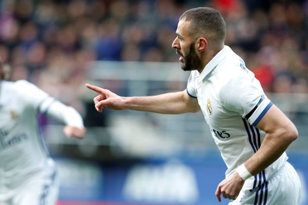 VIDEO: Real Madrid u završnici slomio Alaves na Santiago Bernabeuu