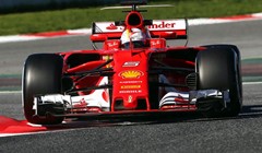 Lewis Hamilton: "Ferrari je možda i favorit, odrađuje jako dobar posao"