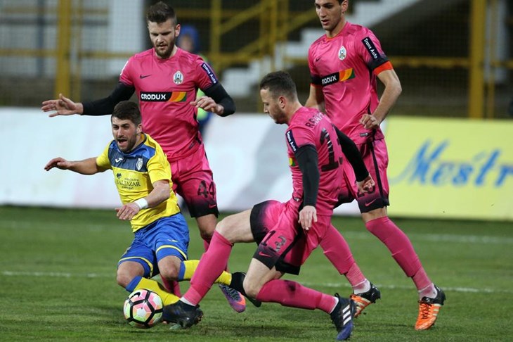 Inter izdržao s desetoricom i iščupao bod protiv Lokomotive