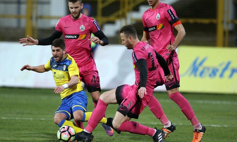 Inter izdržao s desetoricom i iščupao bod protiv Lokomotive