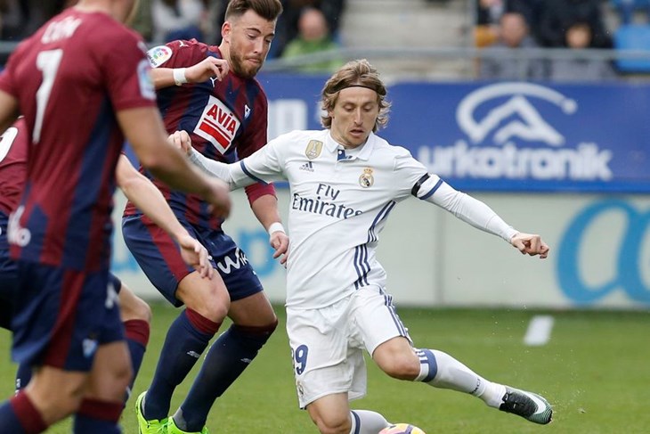 Modrić: "Ponosan sam, dvjesto utakmica za Real Madrid puno mi znači"