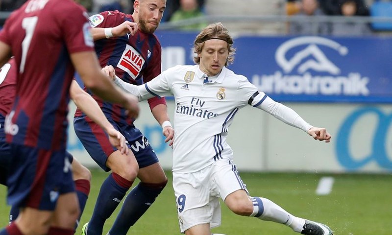 Modrić: "Ponosan sam, dvjesto utakmica za Real Madrid puno mi znači"