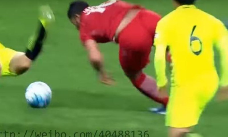 FANATIK: Hulk kao na videoigrici prošao četvoricu igrača i postigao pogodak