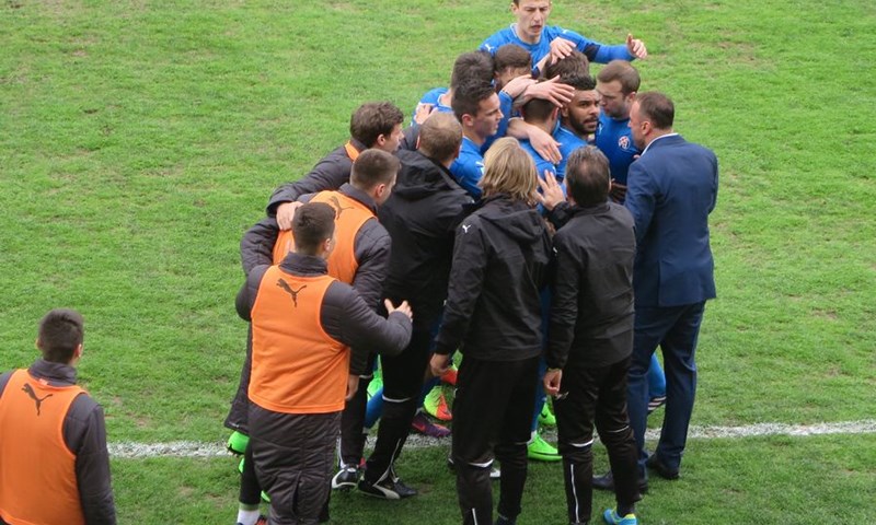Dinamo rutinski odradio posao u Puli, Armin Hodžić nastavlja zabijati