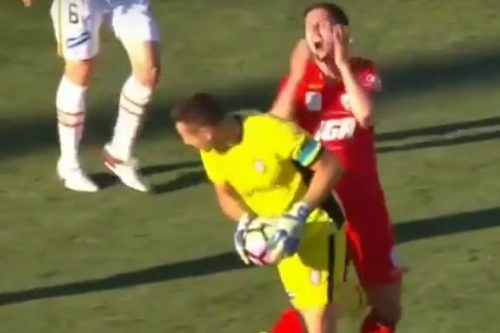 FANATIK: Kontroverzna sudačka odluka podigla prašinu u Australiji