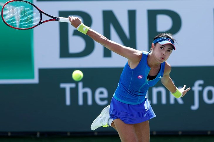 Zheng predala, Wang došla do titule u Nanchangu