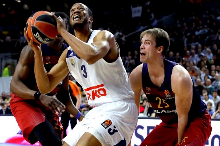 VIDEO: Real do rutinske pobjede u El Clasicu, solidna utakmica Tomića, isključen Bartzokas