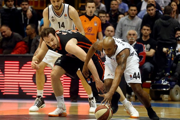 Hatcher u posljednjim sekundama donio pobjedu Partizanu, odluka pada u trećoj utakmici