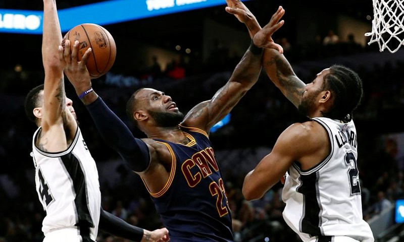 VIDEO: Očajna šuterska večer Hezonje, Cavsi teško stradali u San Antoniju