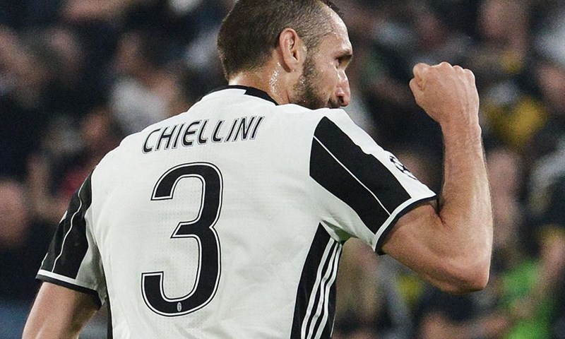 Chiellini: "Barcin napadački trio je kao morski pas kad nanjuši krv"