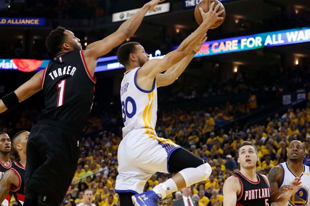 VIDEO: Warriorsi u Houstonu bolji od Rocketsa, Thunder slomio otpor Clippersa