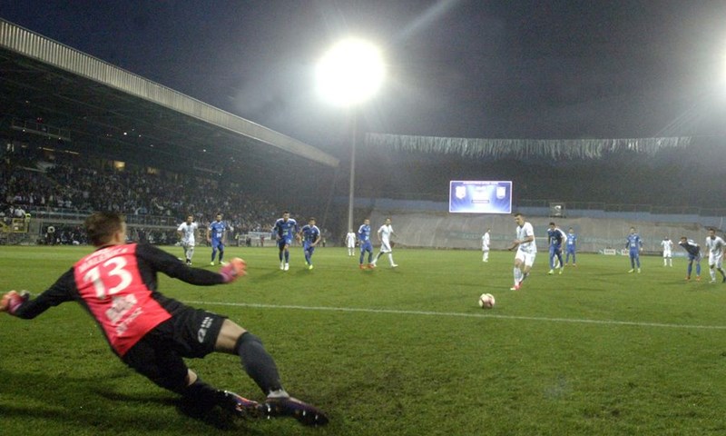 VIDEO: Rijeka stavila ruku na trofej prvaka, Osječani srušeni na Rujevici golovima iz penala