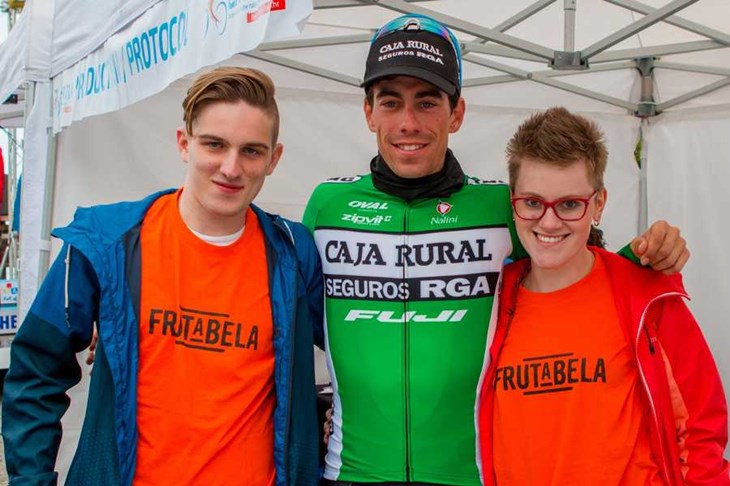 Iza pozornice Tour of Croatia by Frutabela