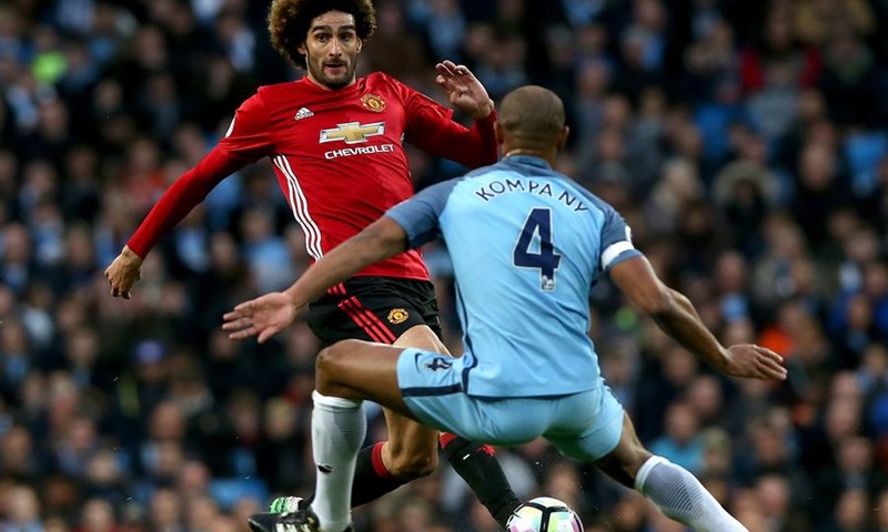 VIDEO: Bez pobjednika u gradskom derbiju, Fellaini glupo do isključenja
