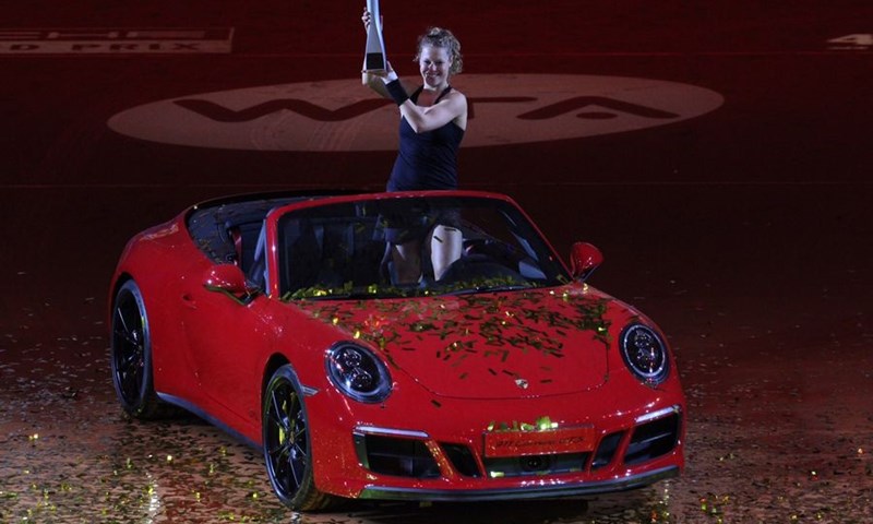 Laura Siegemund slavila u finalu Stuttgarta protiv Kristine Mladenović