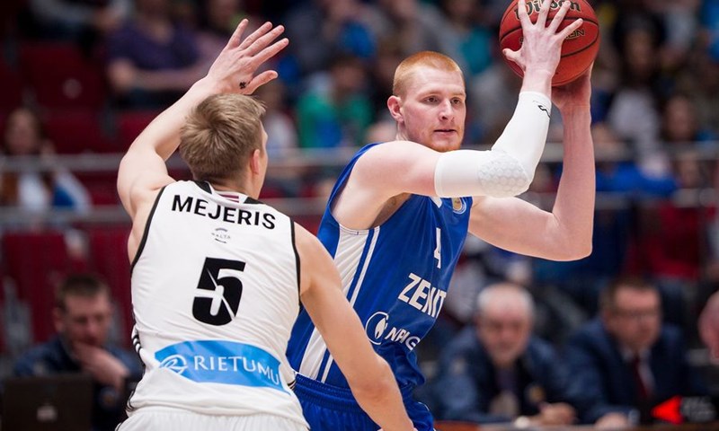 VIDEO: Zenit poveo u četvrtfinalnoj seriji protiv VEF Rige