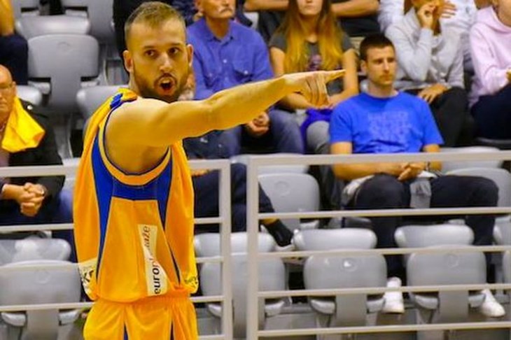 Počelo slaganje rostera za naredne sezone, kapetan Aljoša Šarac potpisao do 2023. godine s Brokerima