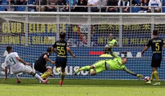 VIDEO: Navijači mu okrenuli leđa, Interu četvrti uzastopni poraz