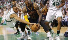 VIDEO: LeBron i društvo razbili Celticse i vratili prednost domaćeg parketa