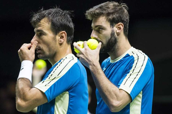 Ivan Dodig i Antonio Šančić bez izgubljenog seta do osmine finala parova