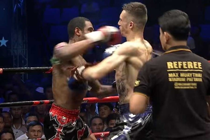 FANATIK: Do sada neviđeni dvostruki knockdown u meču tajlandskog boksa