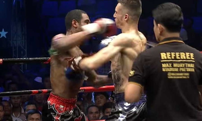 FANATIK: Do sada neviđeni dvostruki knockdown u meču tajlandskog boksa