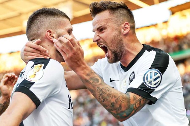 VIDEO: Pogodak Ante Rebića u pobjedi Eintrachta, rekorder Kagawa lijepim golom donio pobjedu Borussiji D.