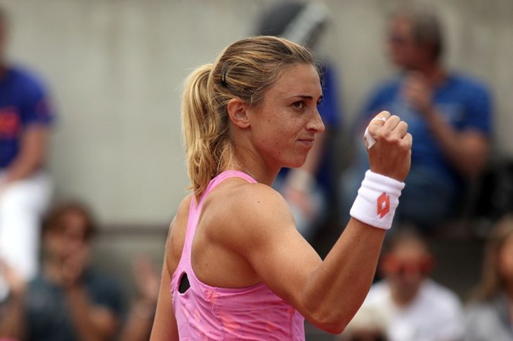 Petra Martić dugo lomila Diyas i na kraju izborila osminu finala Wimbledona