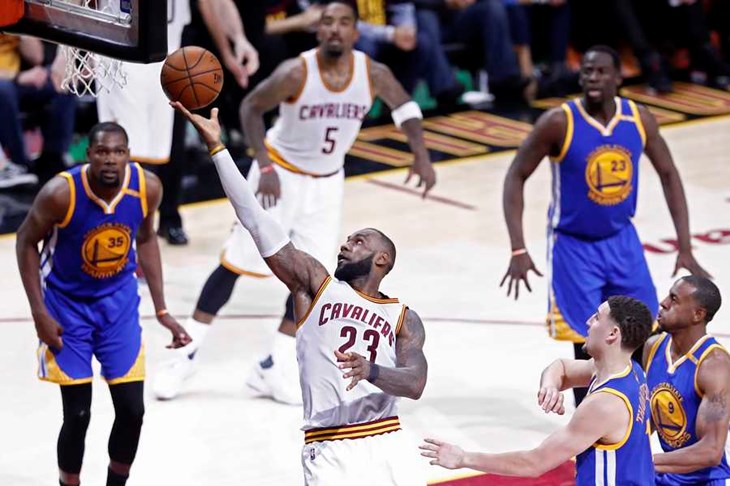 VIDEO: Nada živi za prvake, Cavsi razbili Warriorse njihovim oružjem