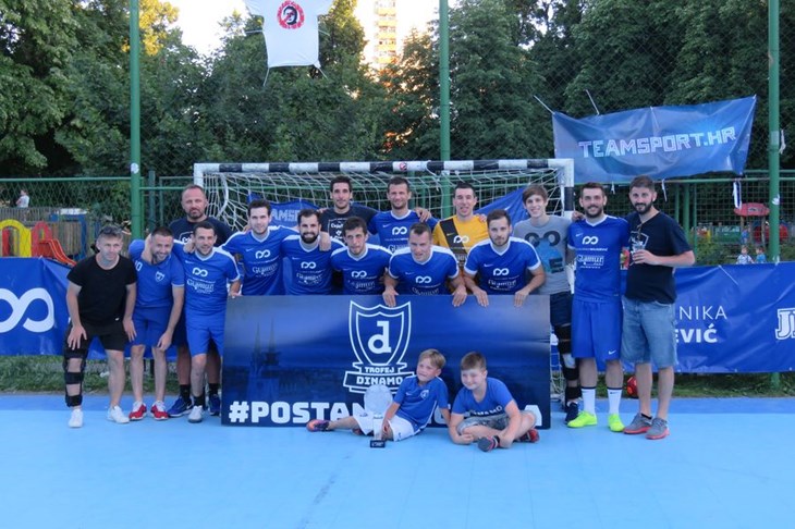 Cvjetno preko "autsajdera" Rudeša do pobjede na premijernom turniru Trofeja Dinamo