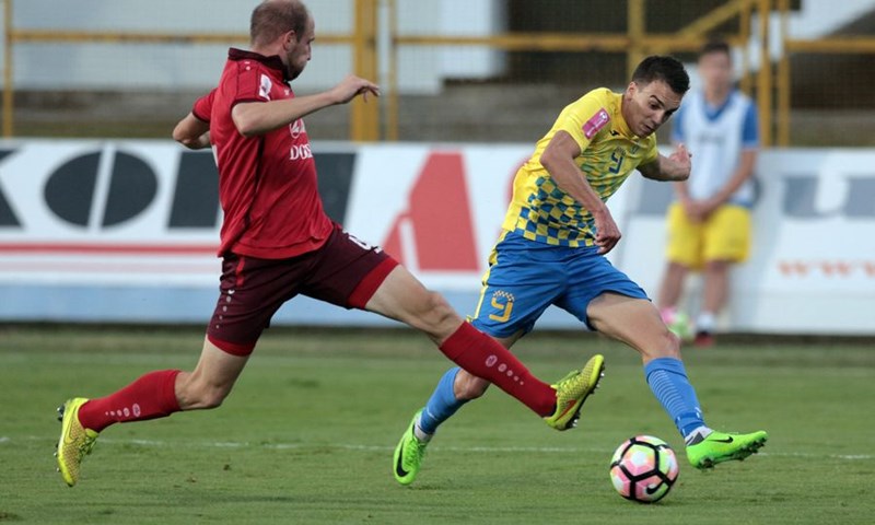 VIDEO: Inter otvorio sezonu pobjedom protiv Cibalije, Blažević debitirao s dva pogotka