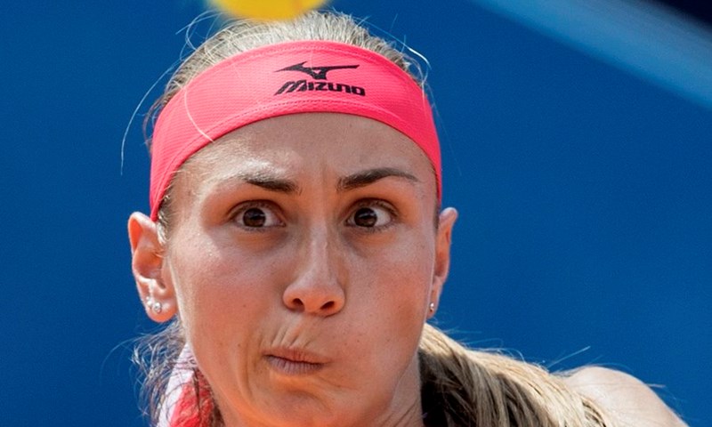 Wozniacki se namučila protiv Parmentier, Bertens lakoćom do pobjede, Görges predala meč