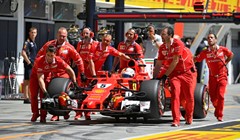 Vettel najbrži u kvalifikacijama na Hungaroringu, Hamilton tek četvrti