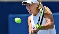 Halep pregazila Strycovu, Wozniacki nadigrala Radwansku za prolaz u četvrtfinale