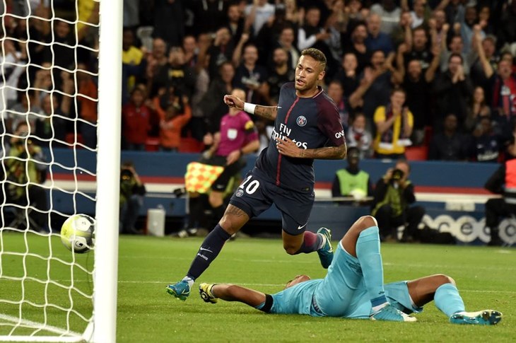 Neymar: "Barcelona zaslužuje bolje čelnike i to svi znaju"