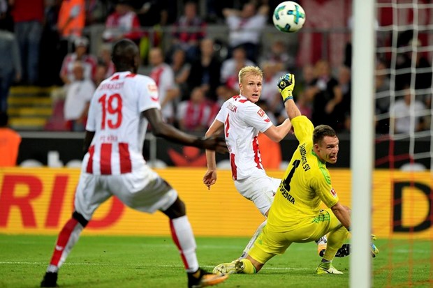 VIDEO: Köln i dalje bez bodova, HSV slavio na Rhein Energie stadionu