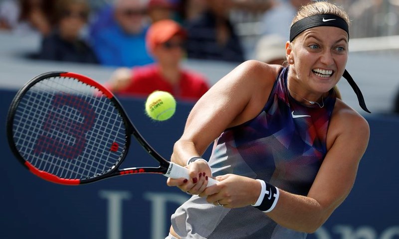 Šarapova i Kvitova izborile treće kolo, Mladenović i Pavljučenkova bez drugog kola