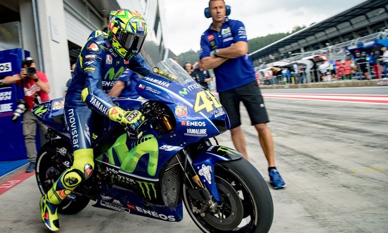 Valentino Rossi operiran nakon pada na treningu