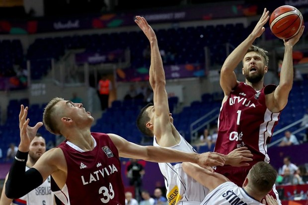 Nezadrživi Bogdan Bogdanović odveo Srbiju do pobjede protiv neugodne Latvije