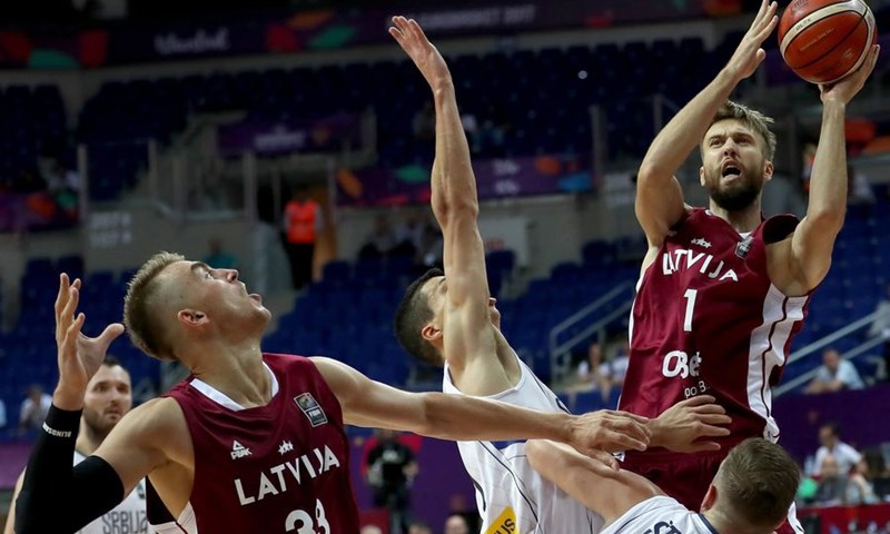 Nezadrživi Bogdan Bogdanović odveo Srbiju do pobjede protiv neugodne Latvije