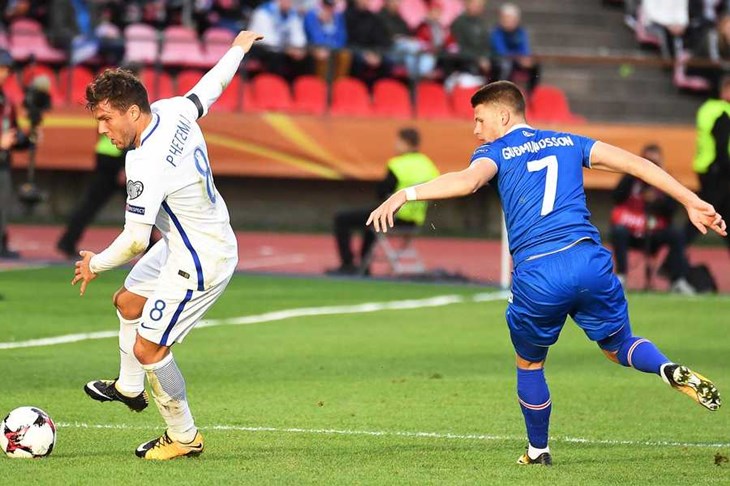 VIDEO: Finci krasnim golom srušili Island i pomogli Hrvatskoj, Srbija razbila Moldaviju