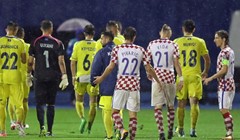 Potopljeni teren na Maksimiru doveo do prekida utakmice, nepoznat termin nastavka