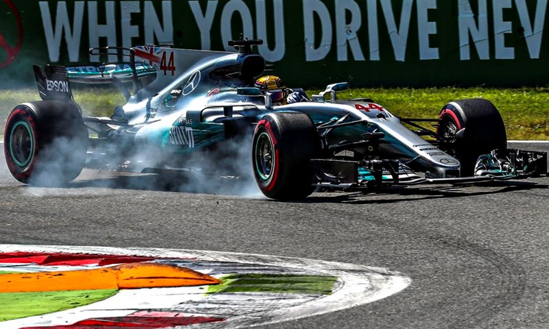 Lewisu Hamiltonu 70. pole position u karijeri, Vettel starta sa zadnje pozicije