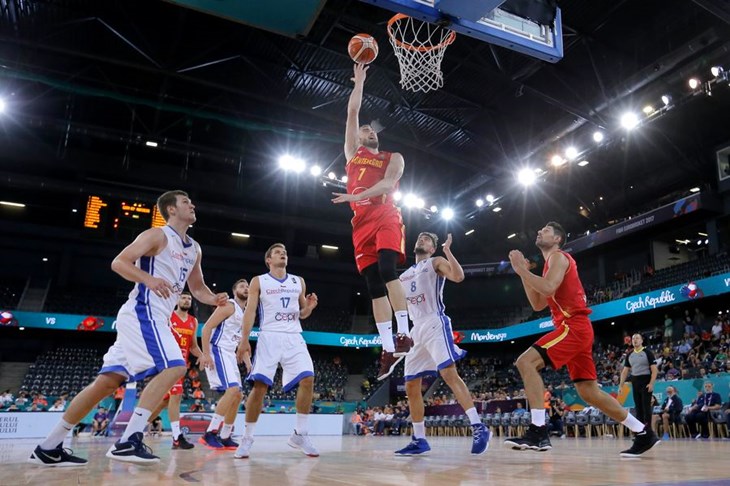 Povijesni uspjeh Crne Gore, Slovenija slavila nakon produžetka, Poljska bolja od Nizozemske