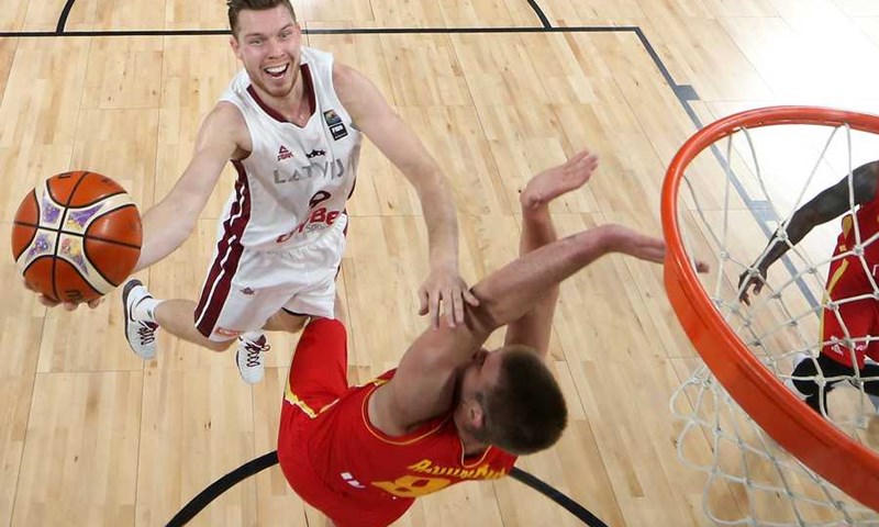 Pelicansi otpustili Dairisa Bertansa, Latvijac već zna novi klub?