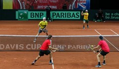 Francuska i Australija na korak do finala Davis Cupa