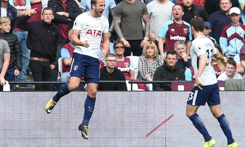 VIDEO: Harry Kane je nezaustavljiv u rujnu, Tottenham razbio Huddersfield